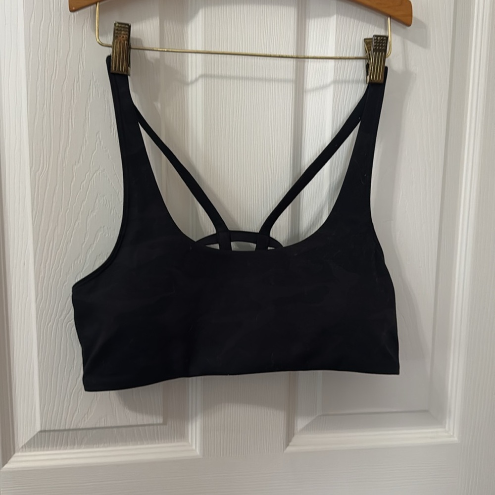Vuori Yosemite Bra in XL, black on black camo (looks plain black mostly), EUC - Picture 4 of 8